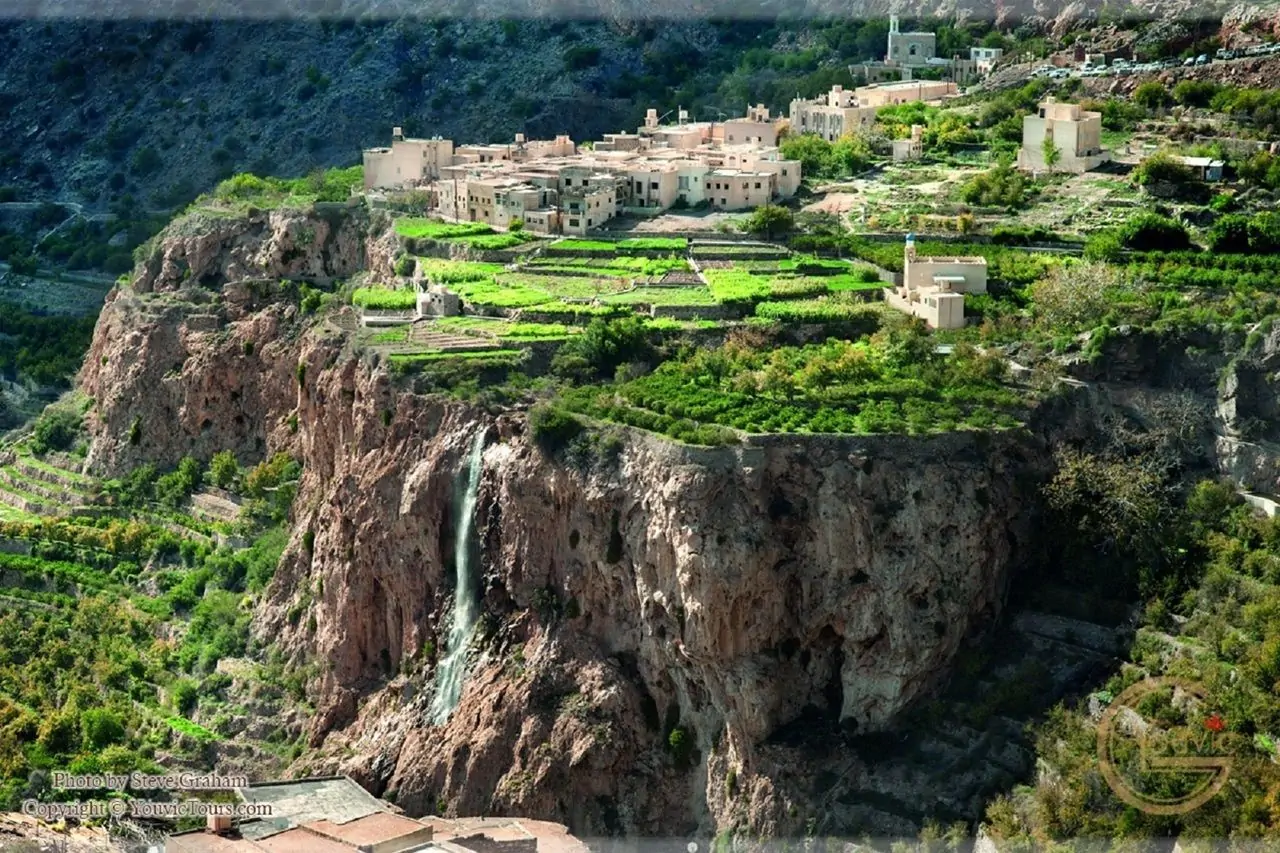 Reserve un tour por los zocos, las montañas de Omán