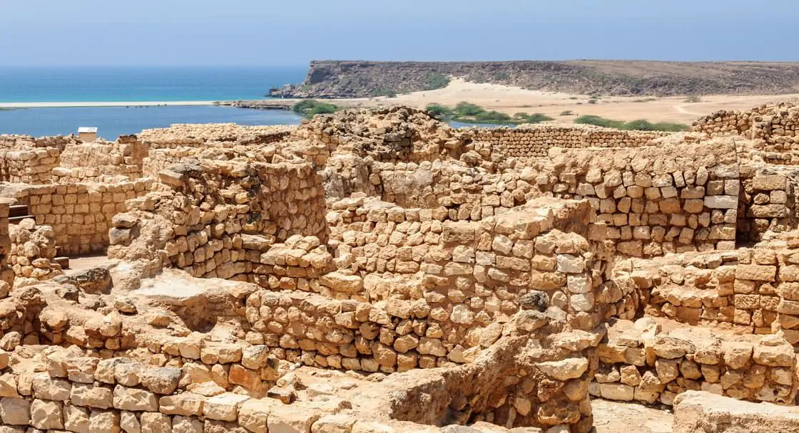 Book tour of the east of Salalah in Oman