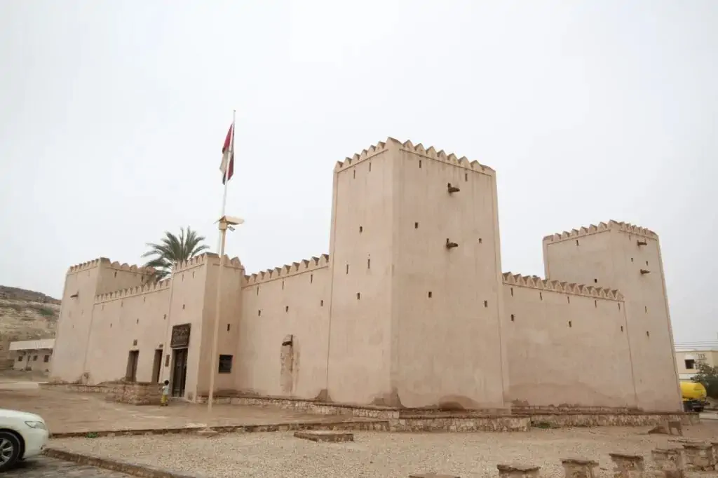 Reserve um passeio pelo leste de Salalah em Omã